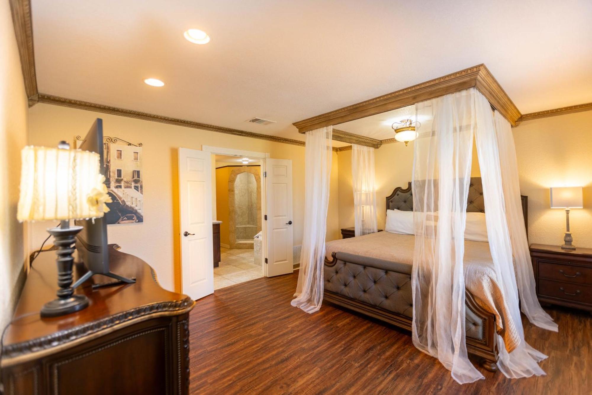 Messina Inn Wimberley Rom bilde