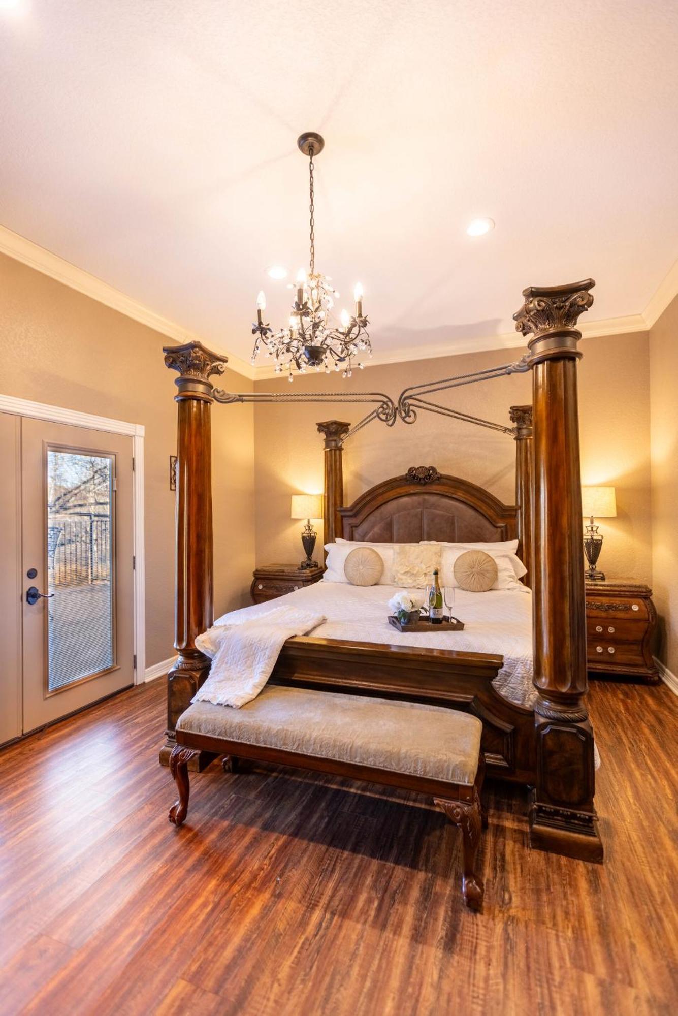 Messina Inn Wimberley Rom bilde