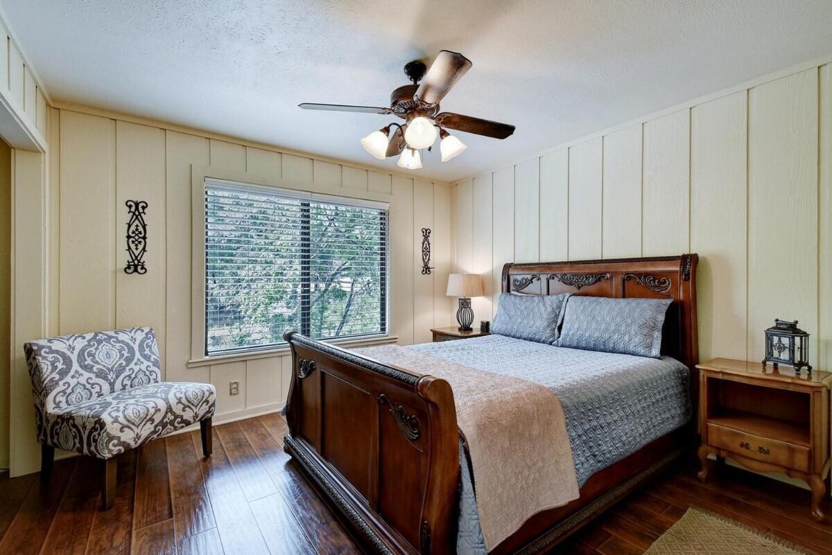 Messina Inn Wimberley Rom bilde