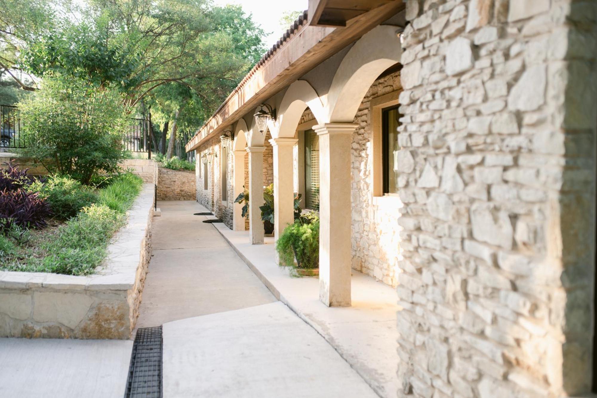 Messina Inn Wimberley Eksteriør bilde